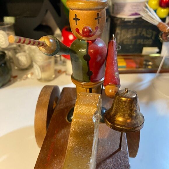 Antique Wooden Clown Training Dog Pull Toy - Picture 6 of 7